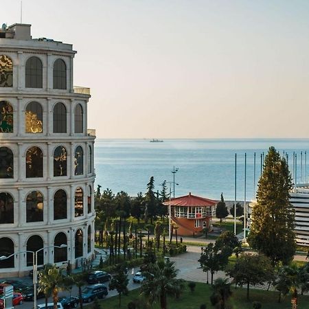 באטומי Apartment In Orbi Sea Tower For Rent מראה חיצוני תמונה