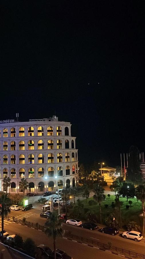 באטומי Apartment In Orbi Sea Tower For Rent מראה חיצוני תמונה